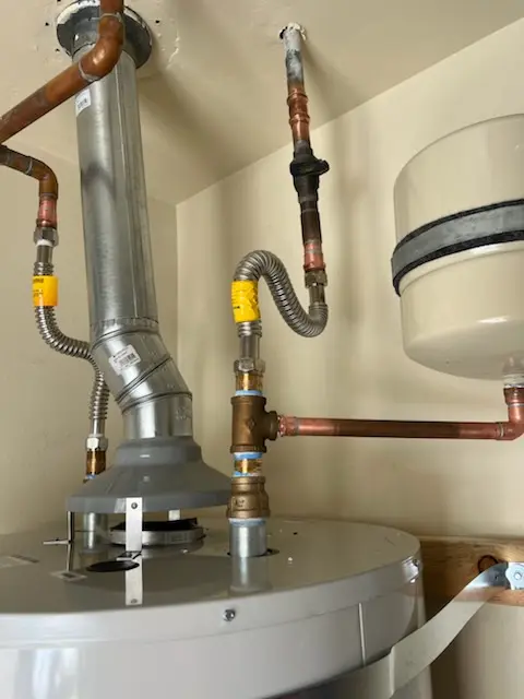 Water heater installation and plumbing repair in Fort Payne